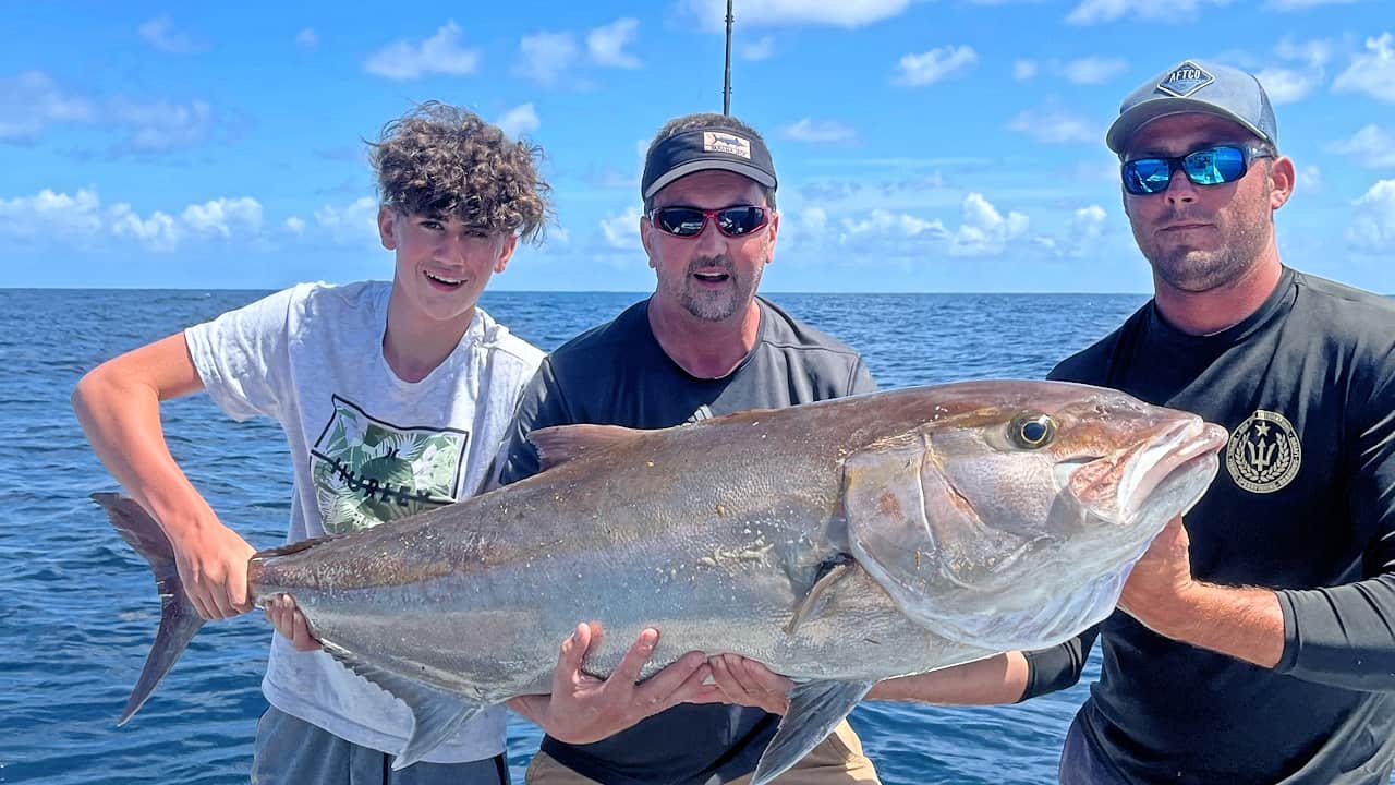 Nearshore Fishing vs Offshore Fishing - Canaveral Kings